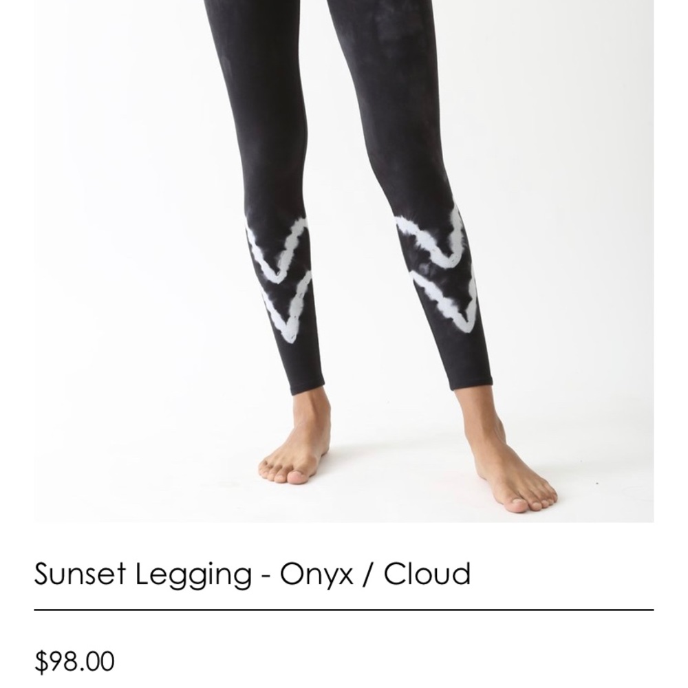 Electric & Rose XS Sunset Leggings Onyx/Cloud